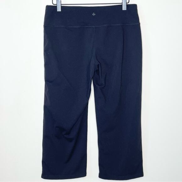PRANA | black cropped yoga athletic athleisure pants | Women's size medium - Picture 2 of 4